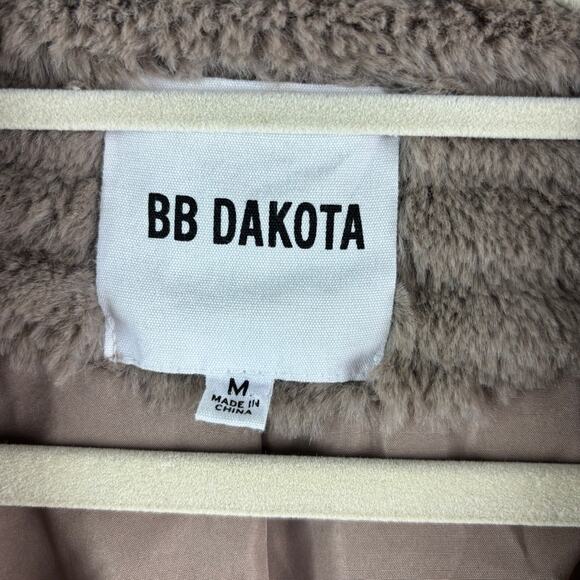 QUIET LUXURY Shaggy Coat – BB Dakota Draped Front Dark Cream – Size M - Picture 4 of 9